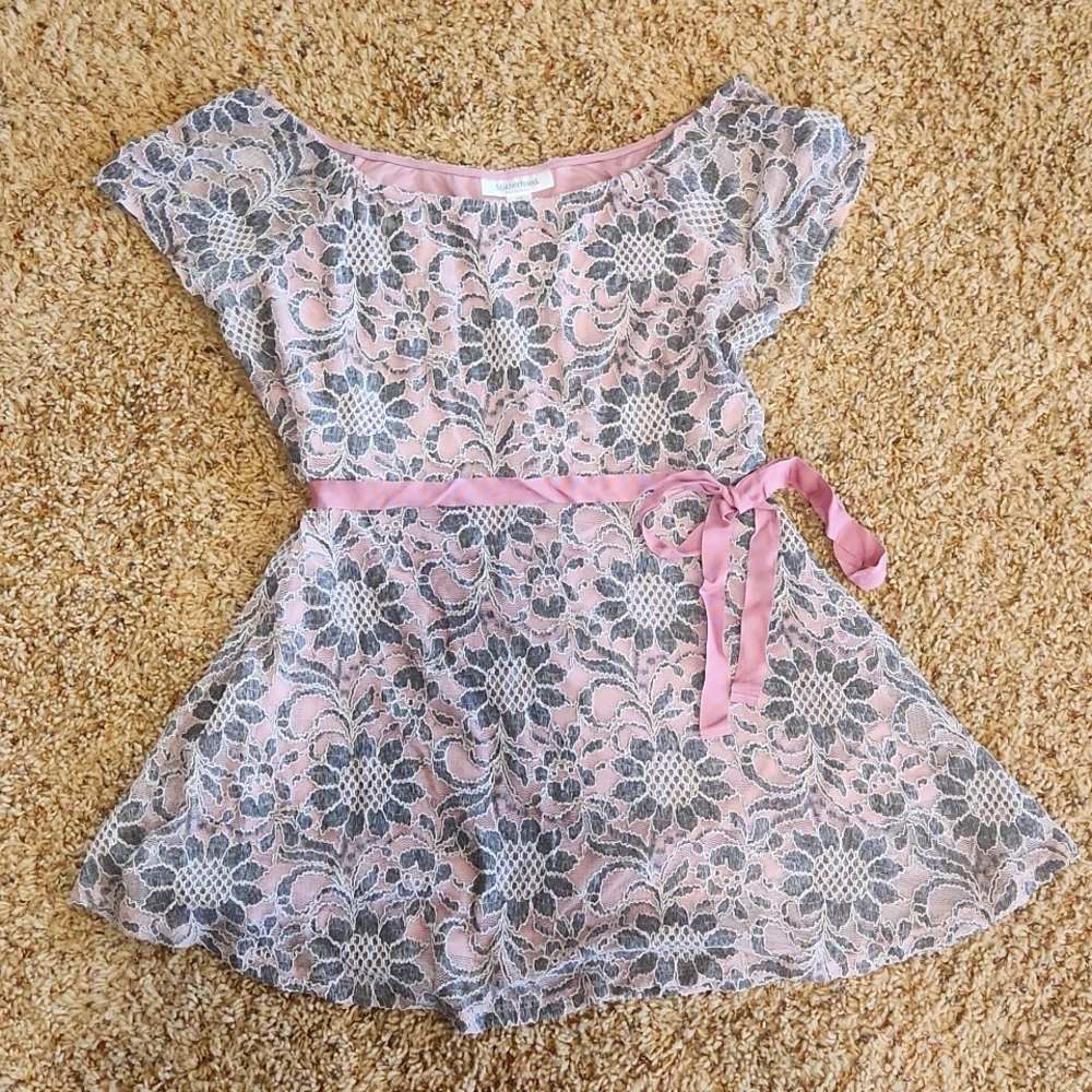 Motherhood maternity lace shirt size large
